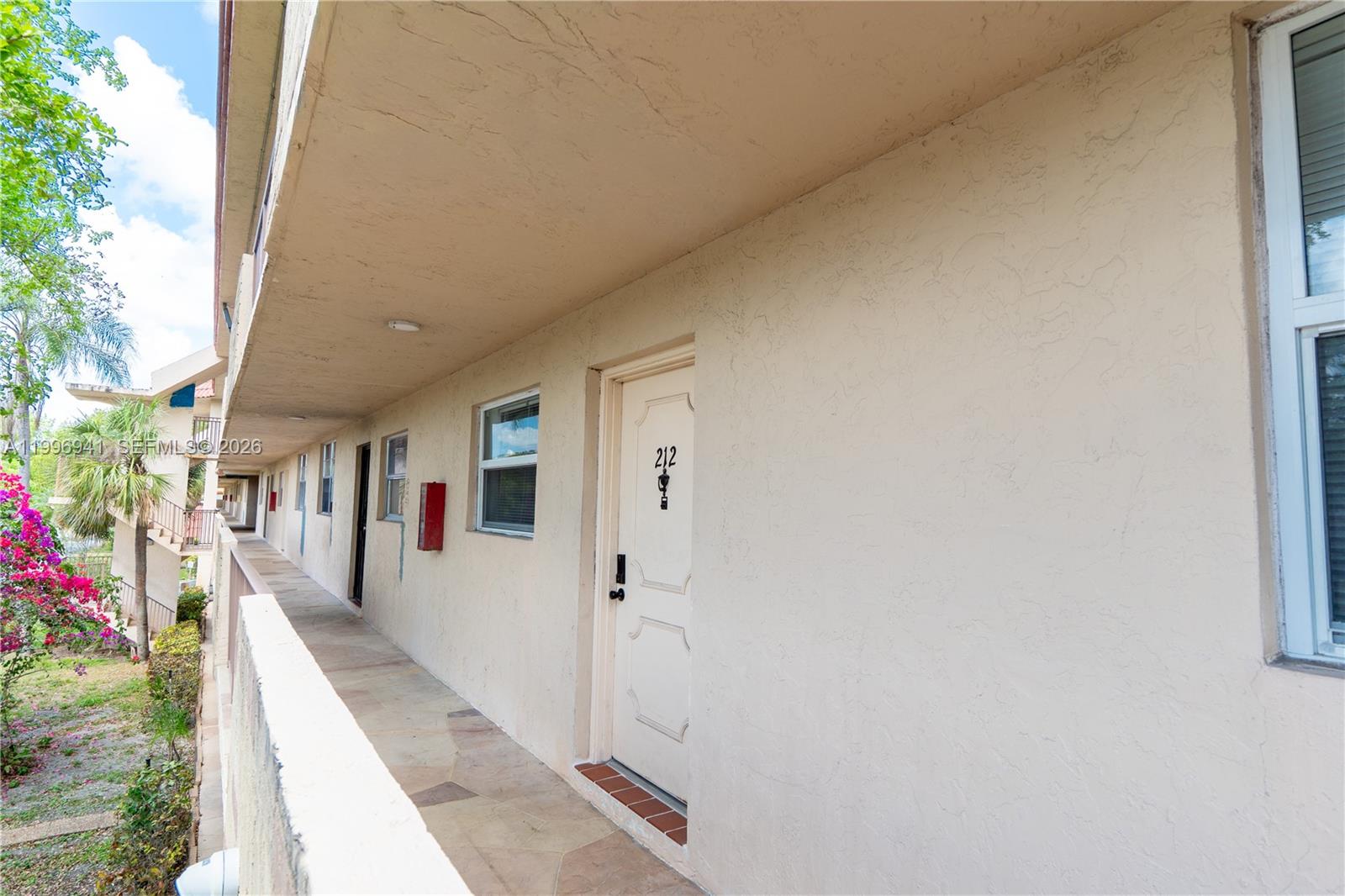 3900 NW 76th Ave #212 Sunrise, FL 33351