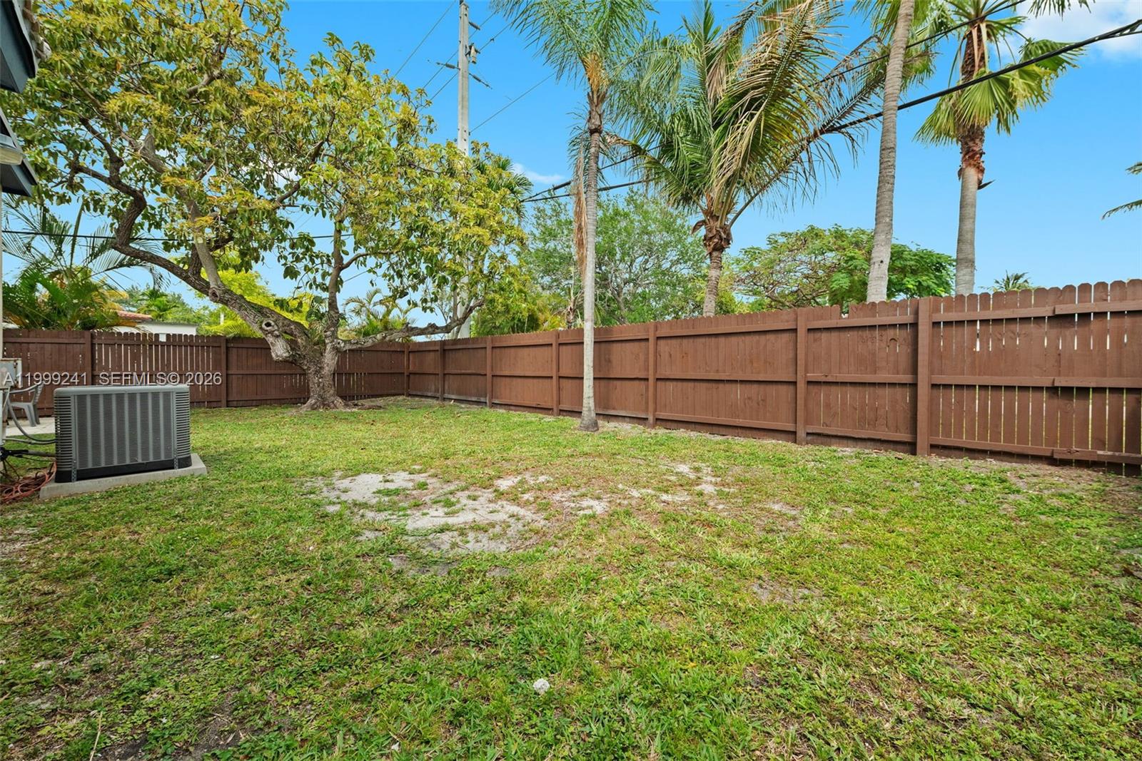 1395 NE 177th St North Miami Beach, FL 33162