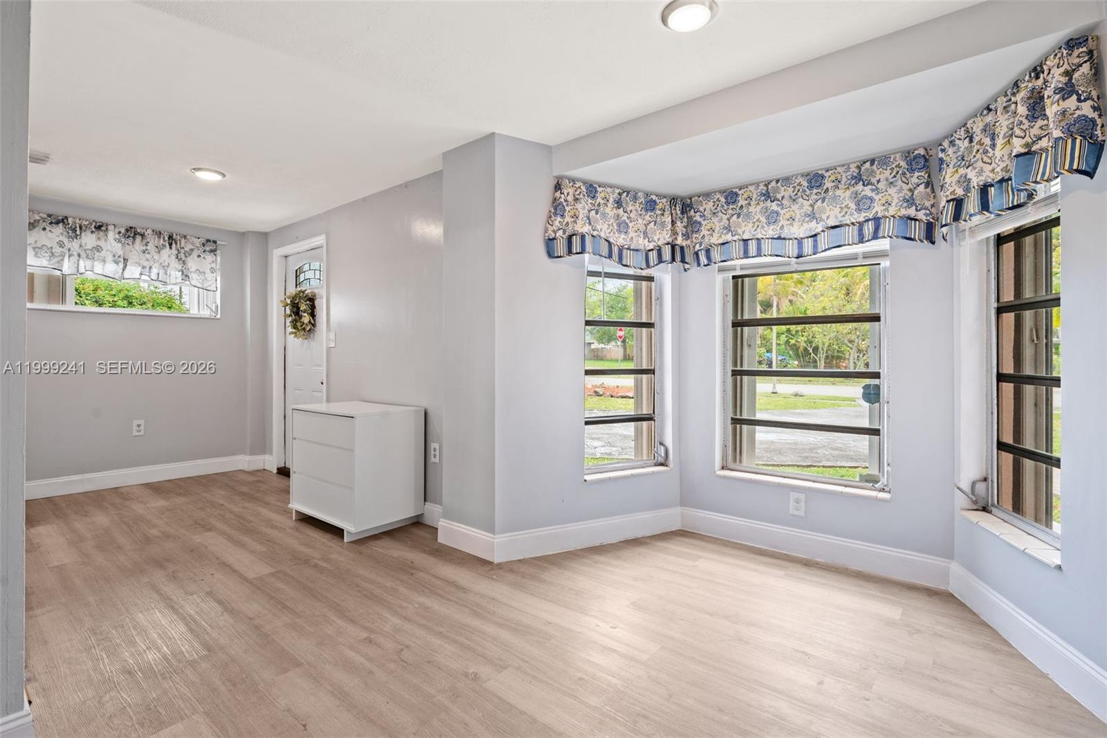 1395 NE 177th St North Miami Beach, FL 33162