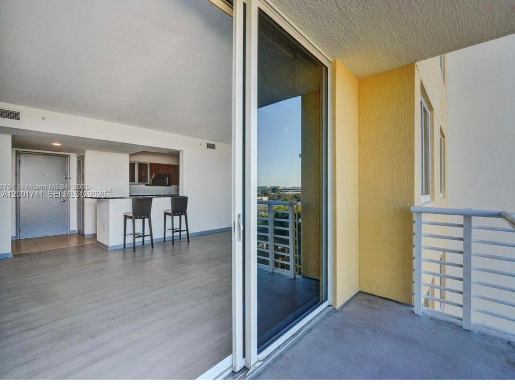image The Venture at Aventura16