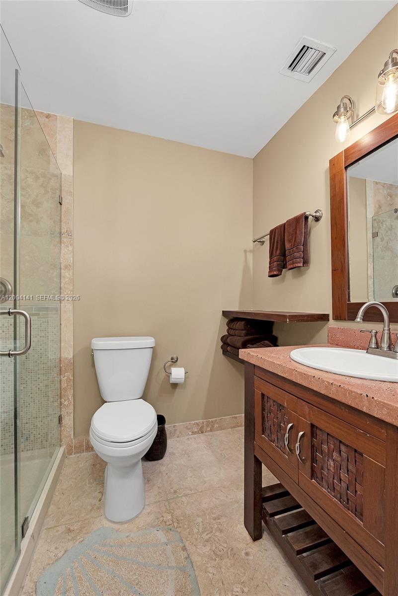 8480 SW 180th St Palmetto Bay, FL 33157