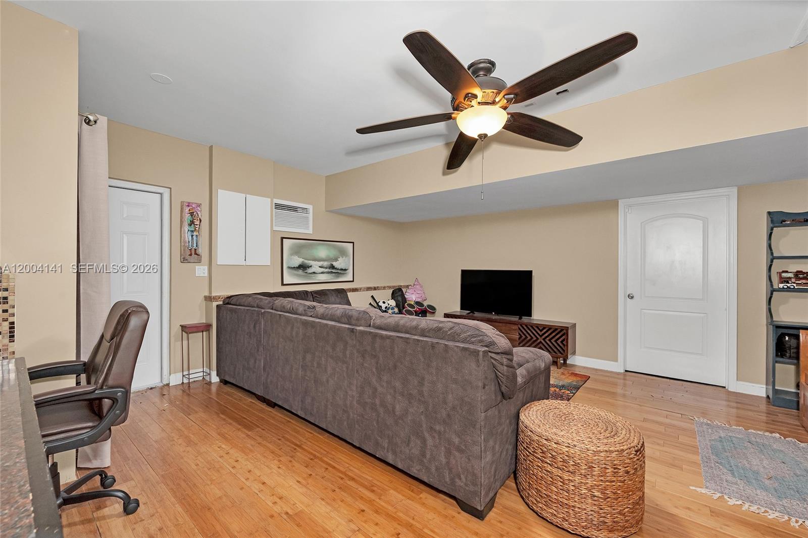 8480 SW 180th St Palmetto Bay, FL 33157