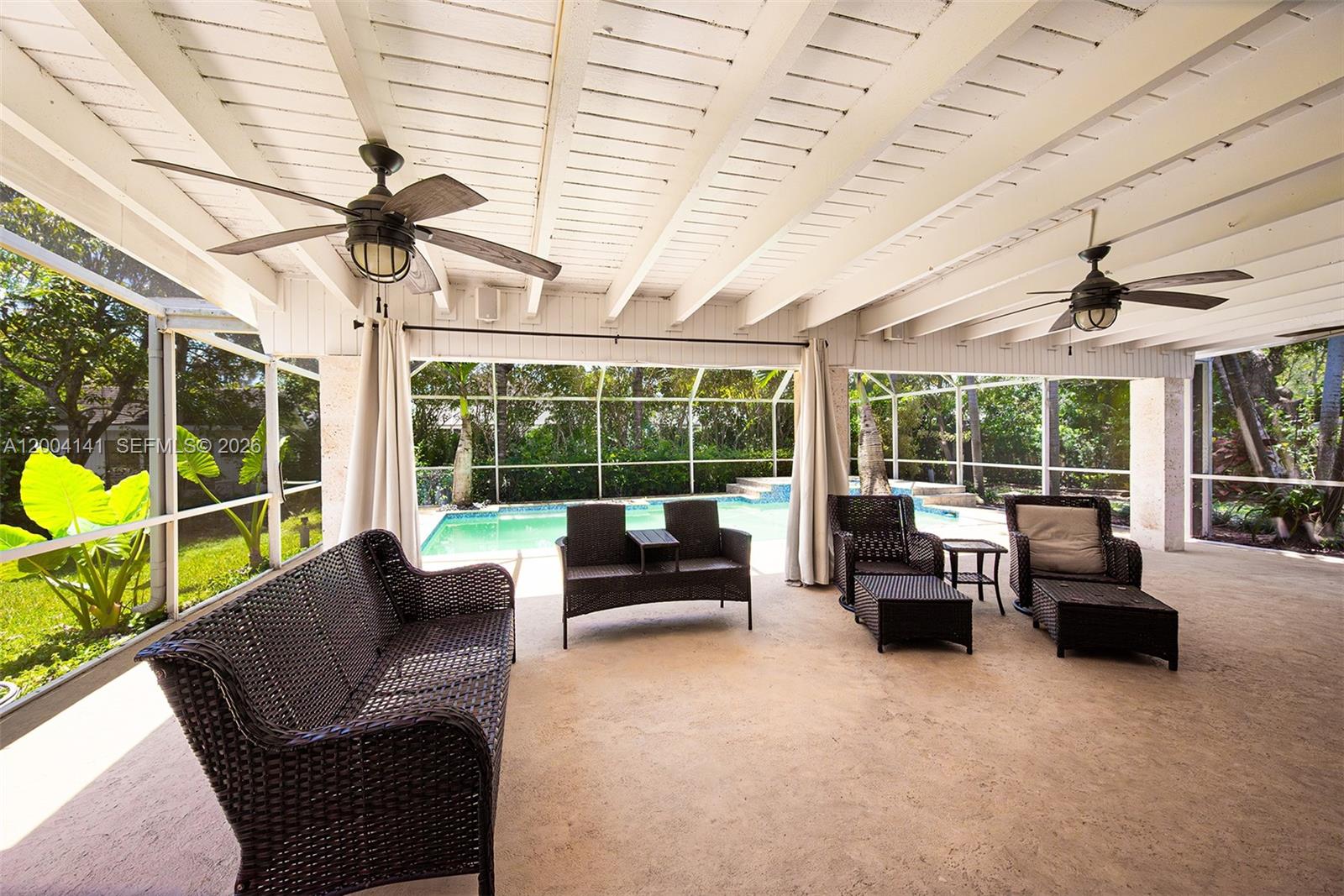 8480 SW 180th St Palmetto Bay, FL 33157