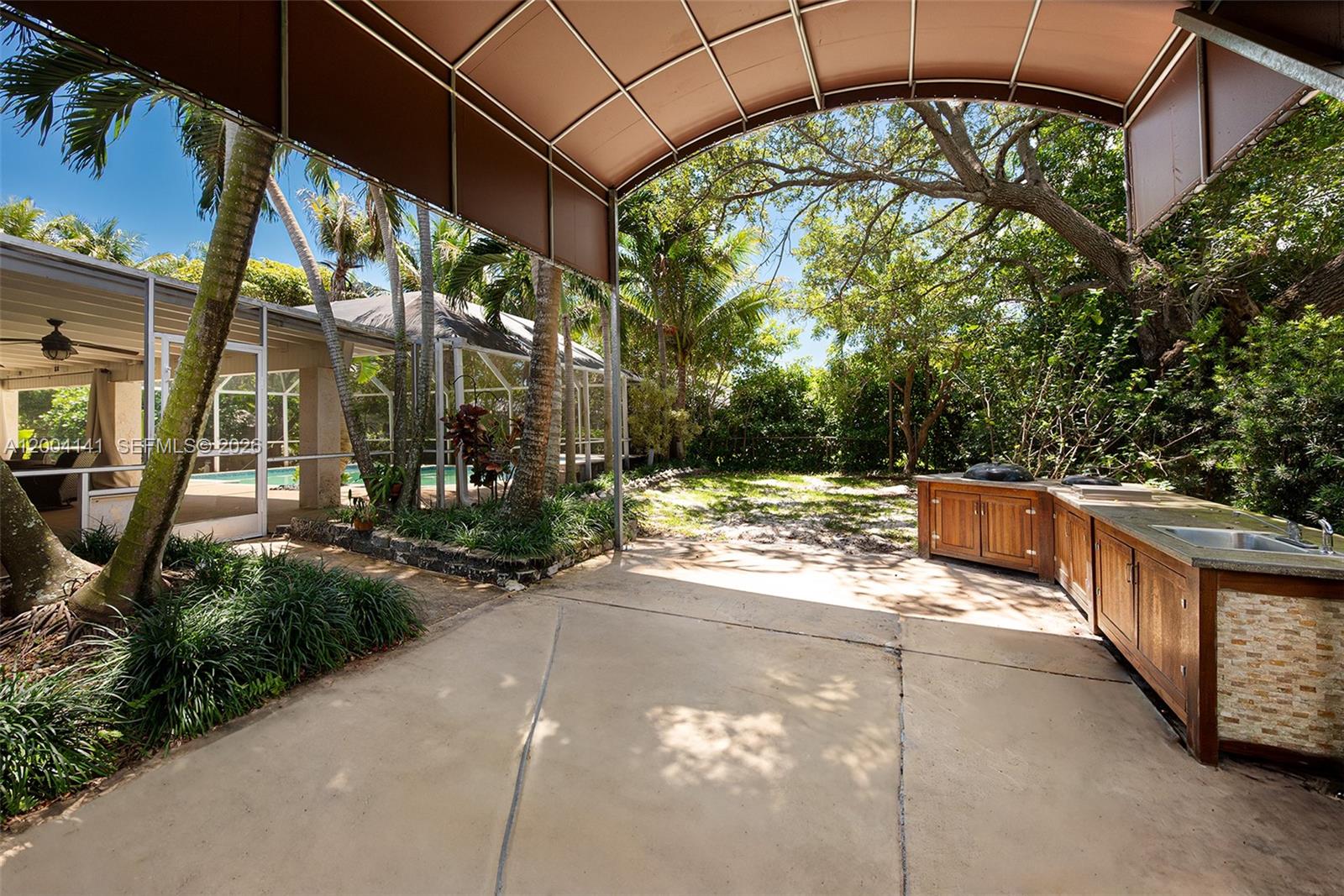 8480 SW 180th St Palmetto Bay, FL 33157