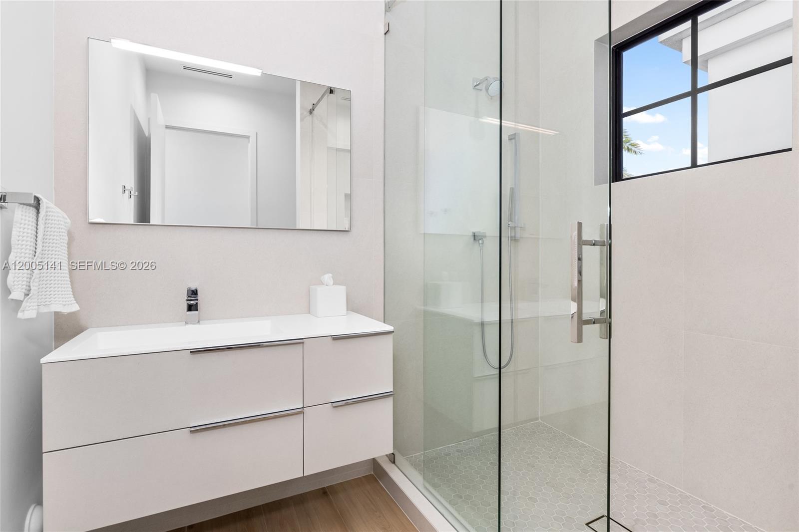 895 NE 76th St Miami, FL 33138