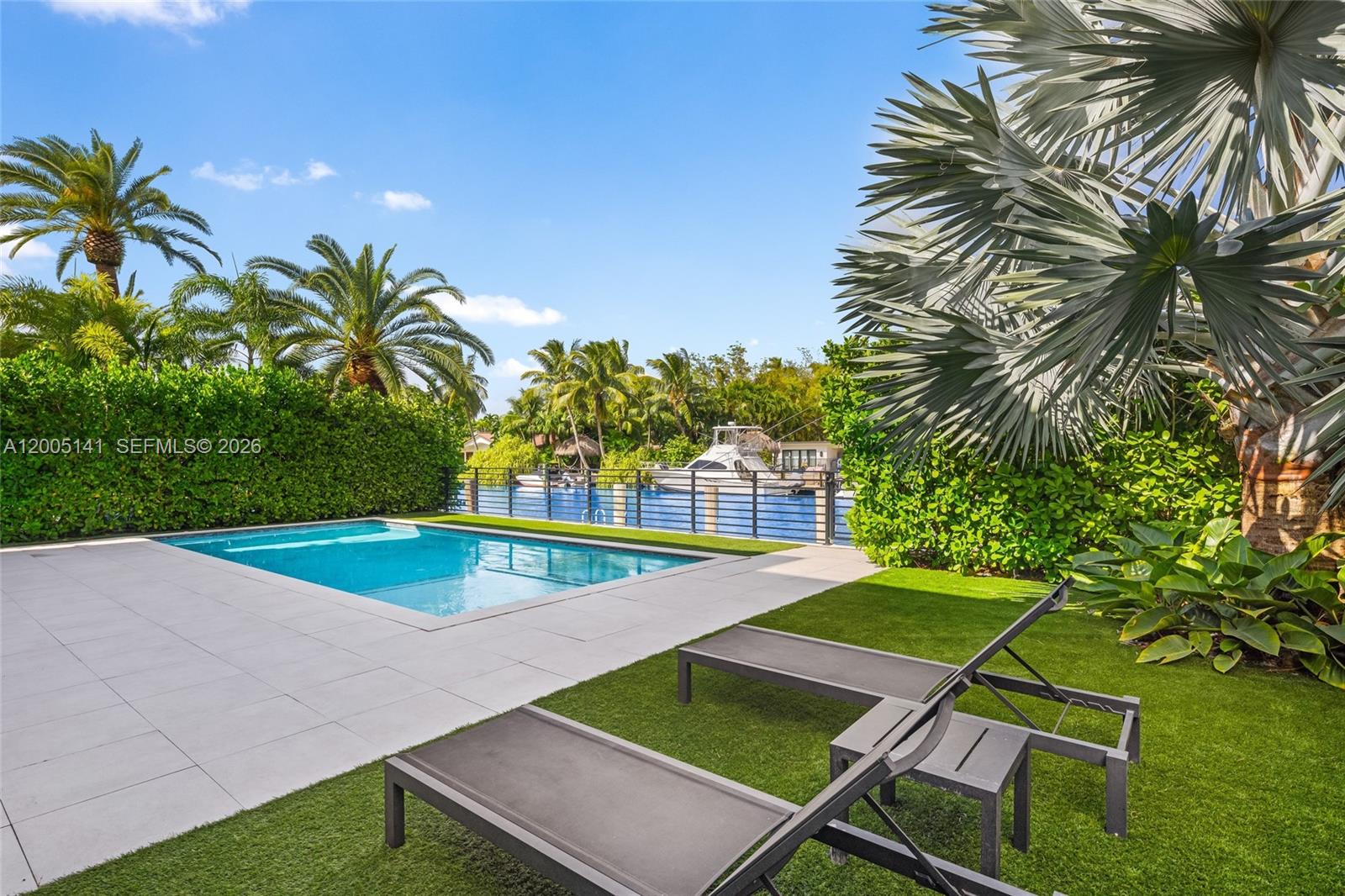 895 NE 76th St Miami, FL 33138