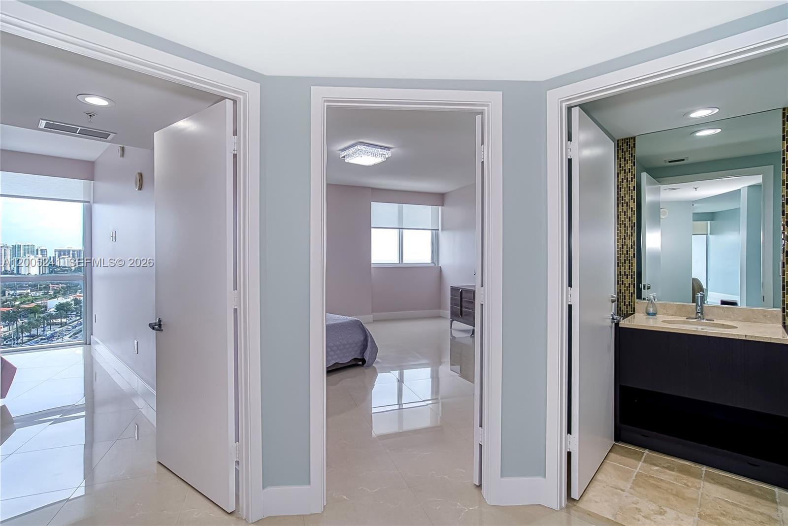 18201 Collins Ave #1701 Sunny Isles Beach, FL 33160