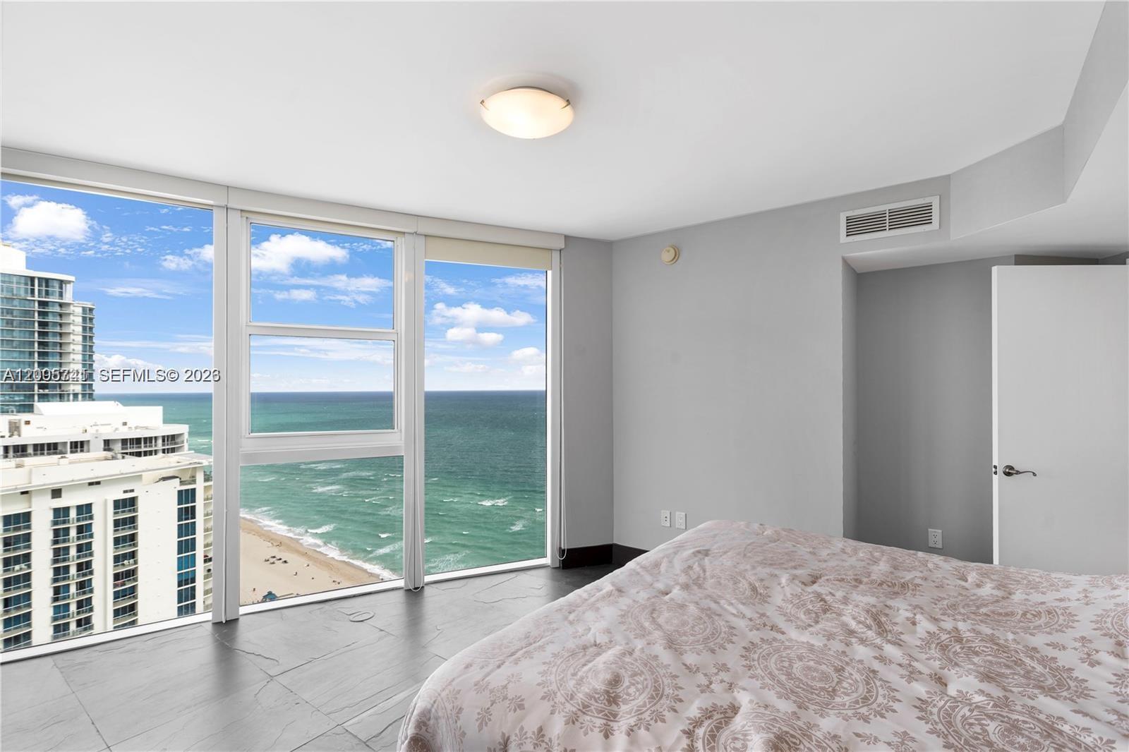 image Ocean Four14