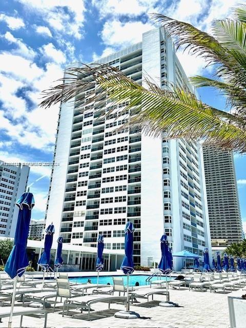 1904 S Ocean Dr #1707