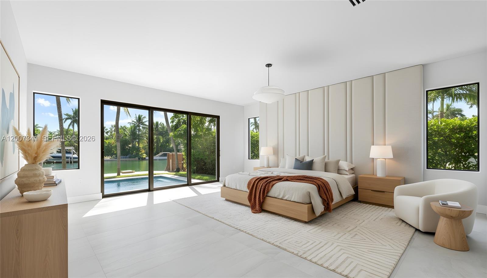 550 S Shore Dr Miami Beach, FL 33141