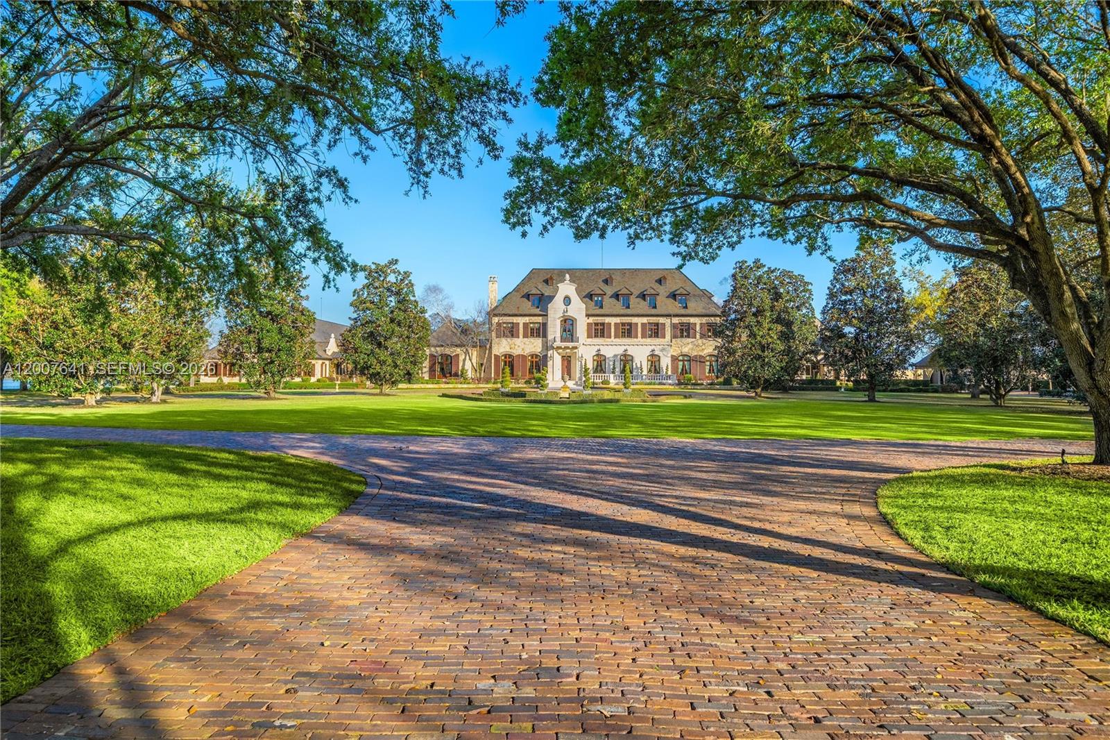 12321 Fort King Hwy Tampa, FL 33592