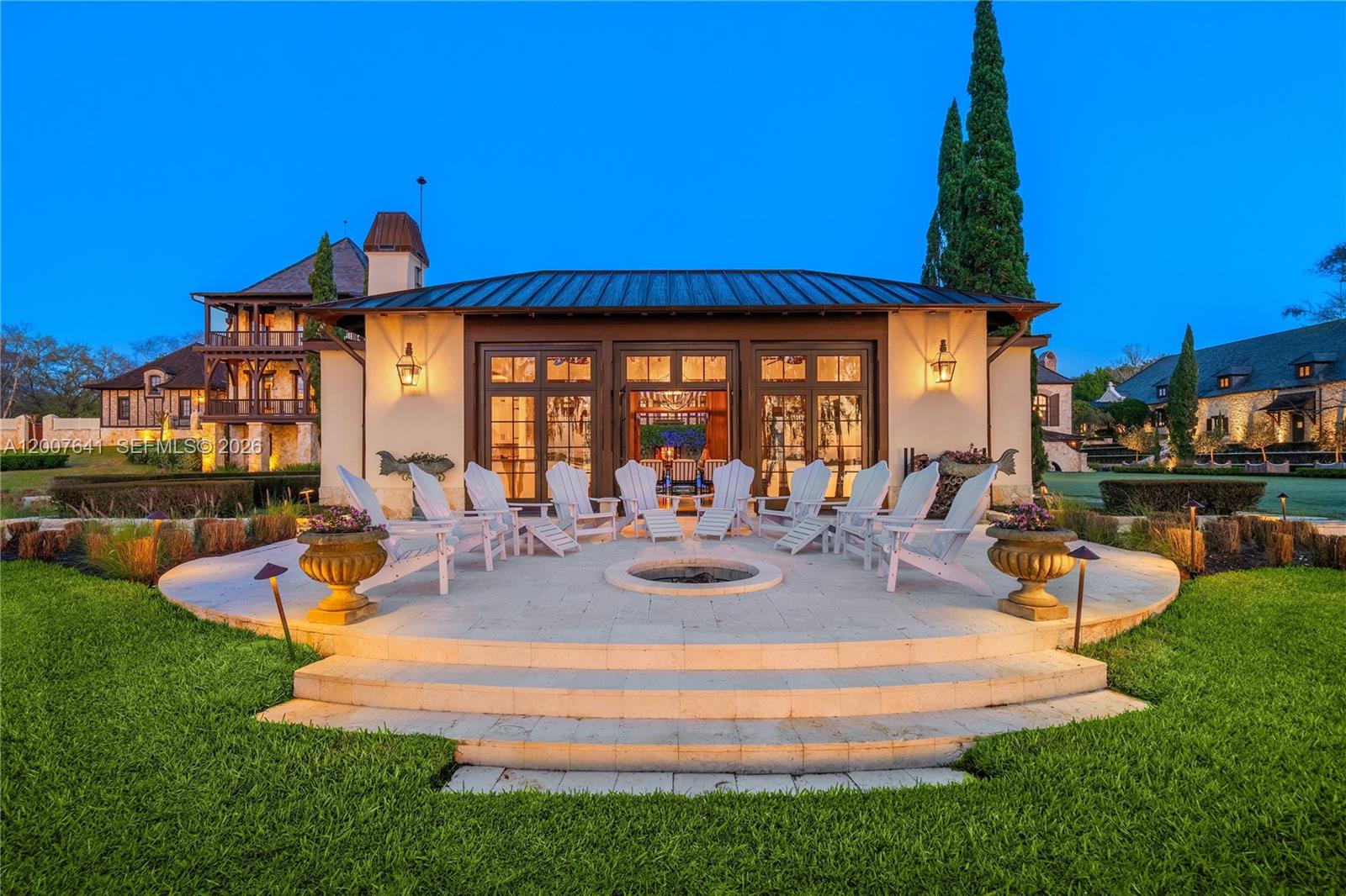 12321 Fort King Hwy Tampa, FL 33592