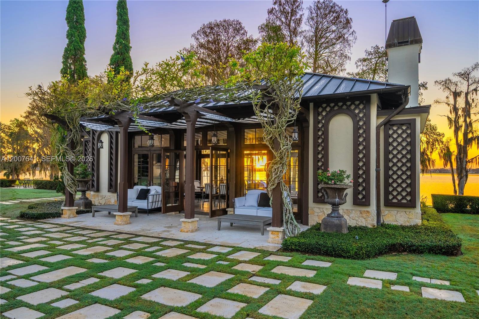 12321 Fort King Hwy Tampa, FL 33592