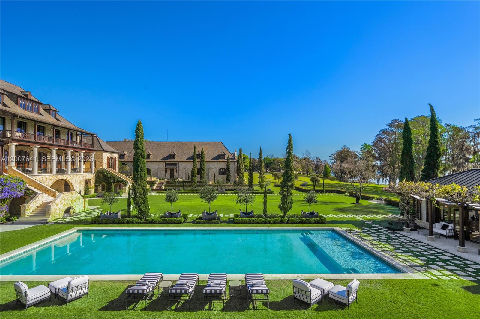 12321 Fort King Hwy Tampa, FL 33592