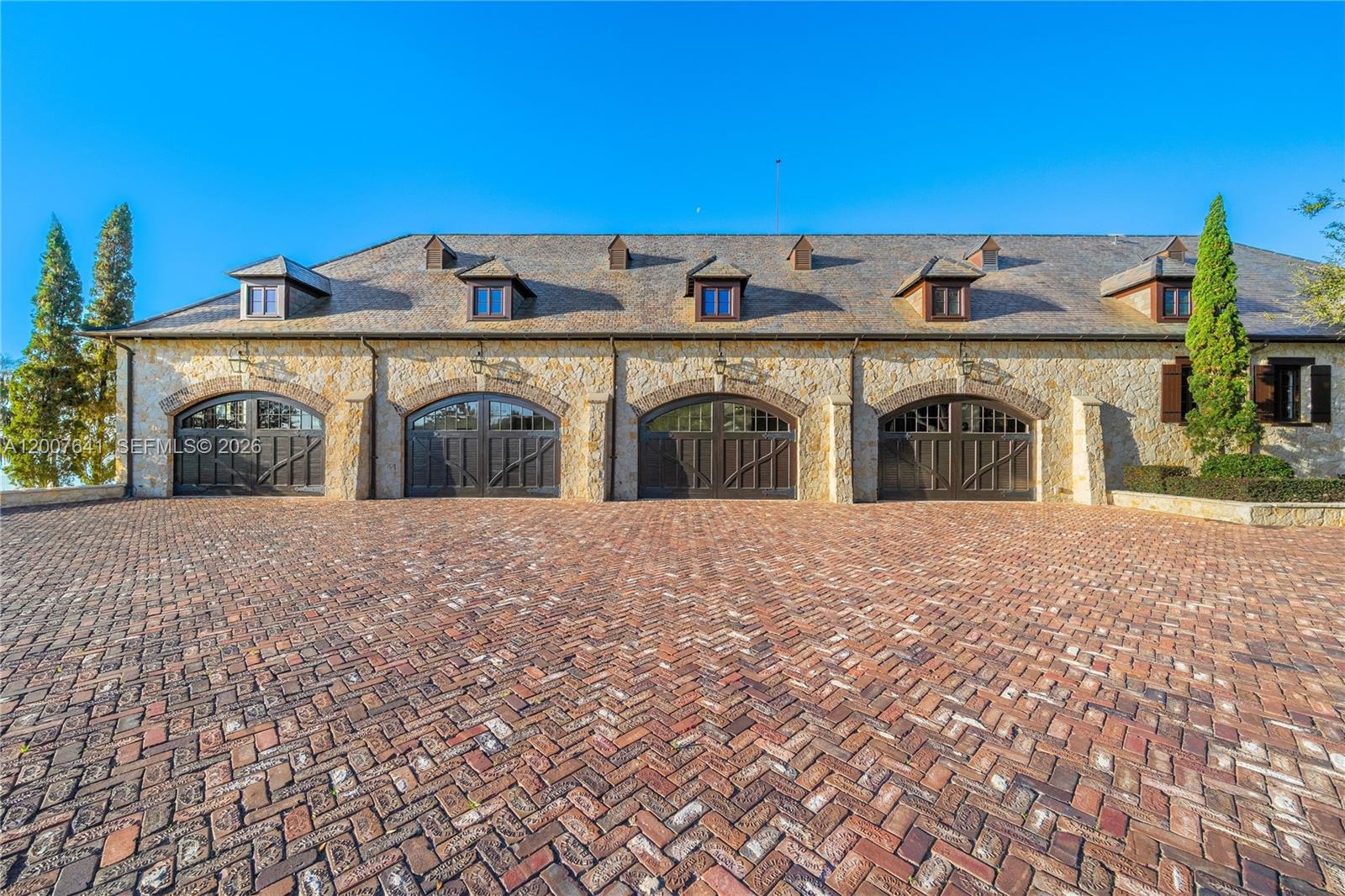 12321 Fort King Hwy Tampa, FL 33592