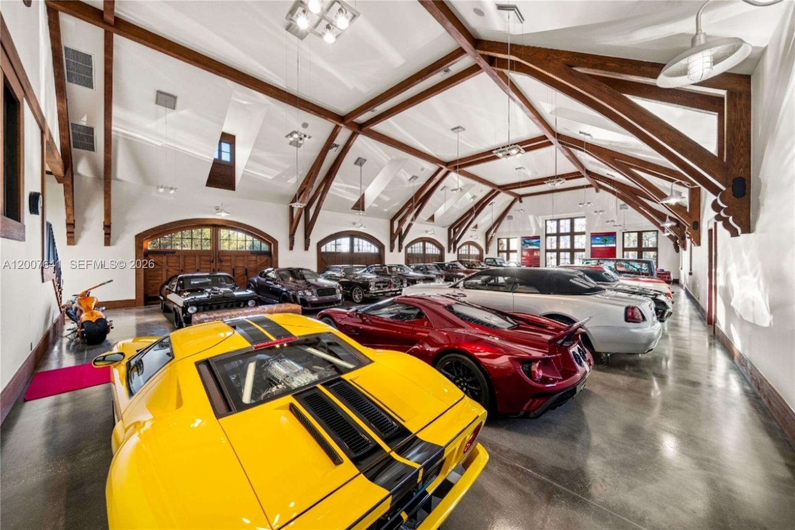 12321 Fort King Hwy Tampa, FL 33592