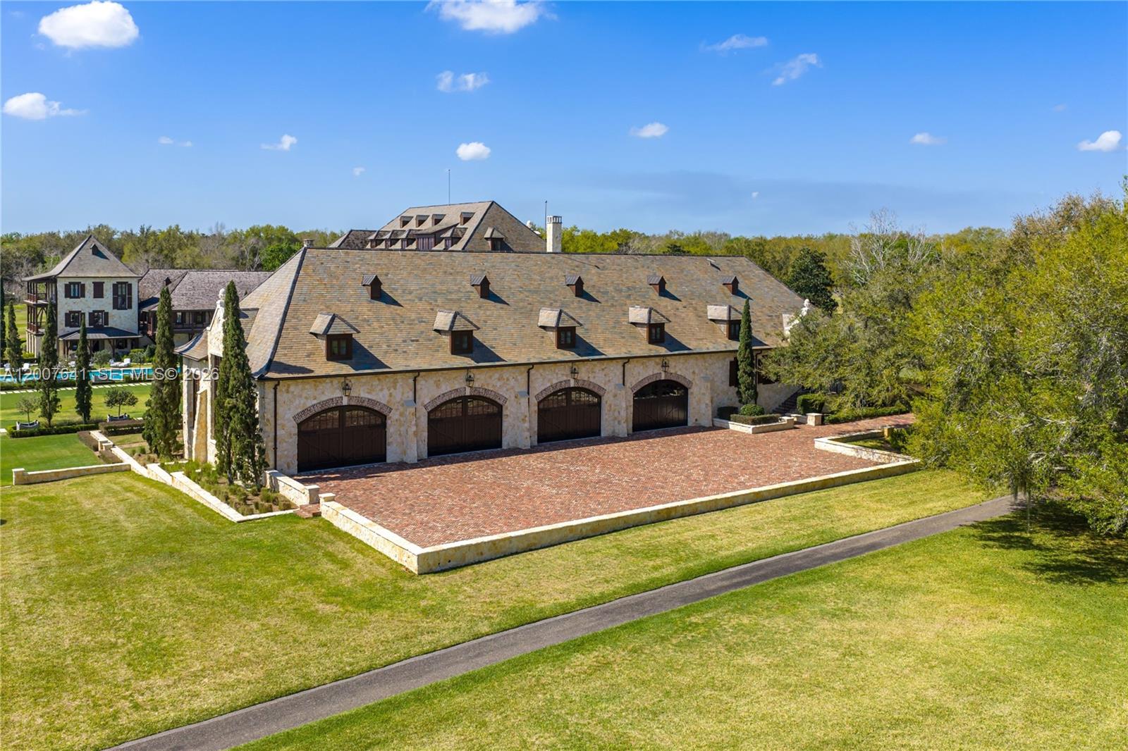 12321 Fort King Hwy Tampa, FL 33592