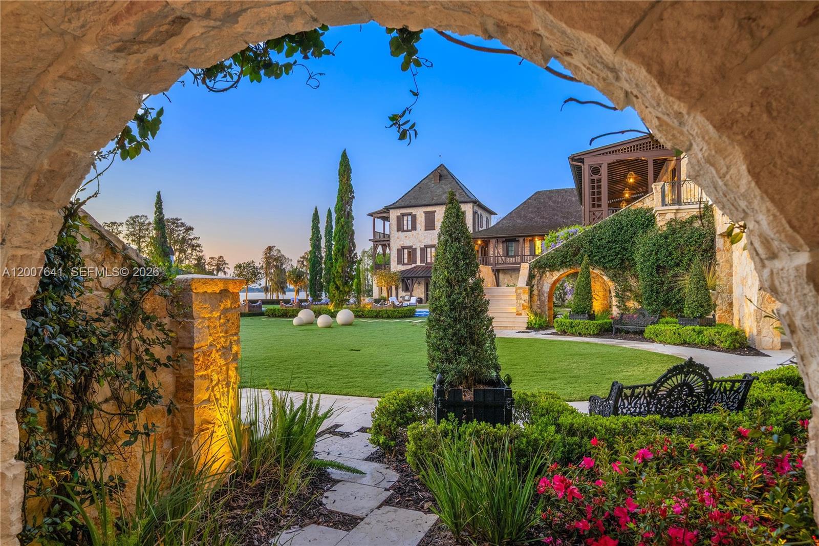 12321 Fort King Hwy Tampa, FL 33592