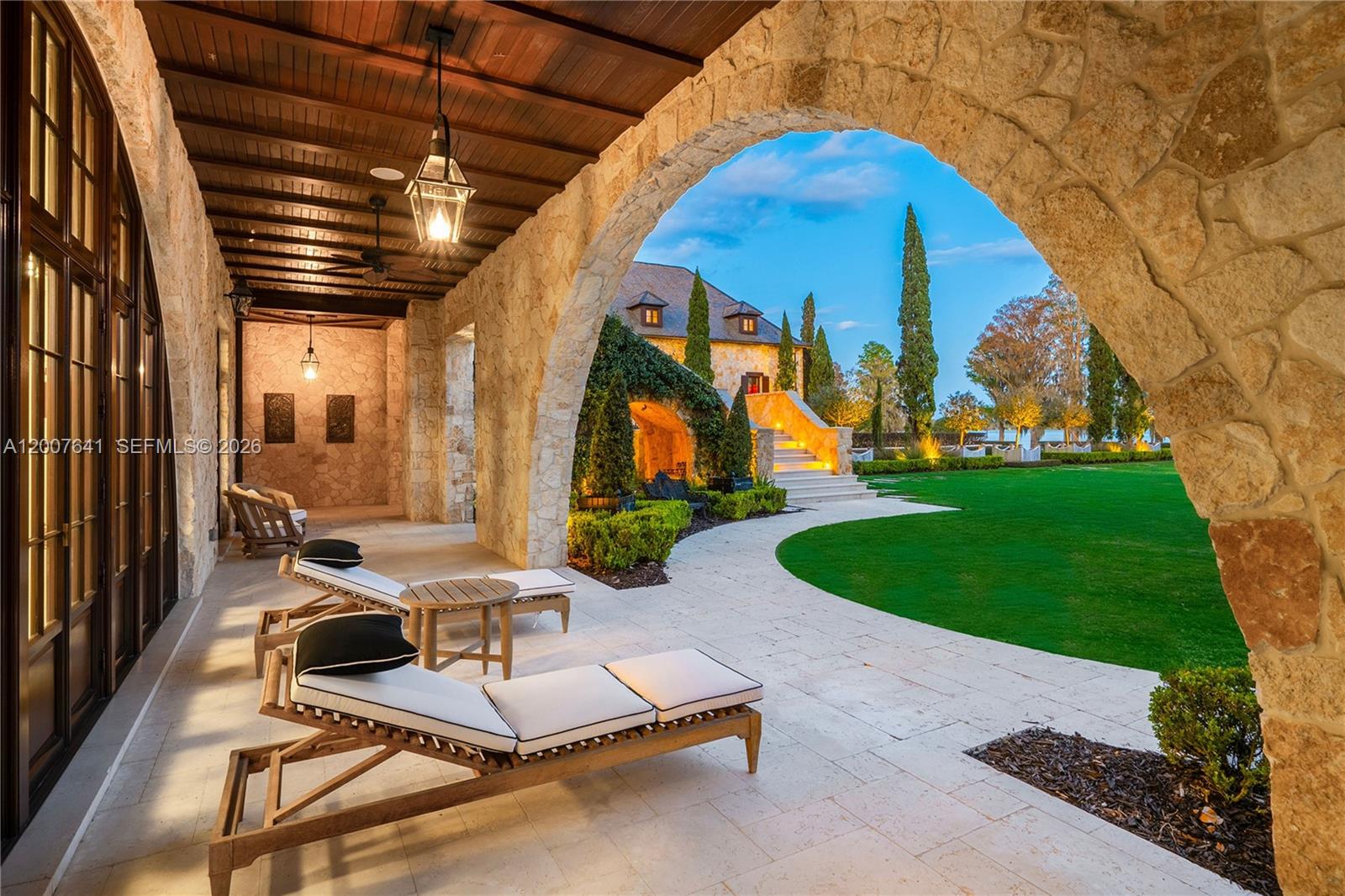 12321 Fort King Hwy Tampa, FL 33592