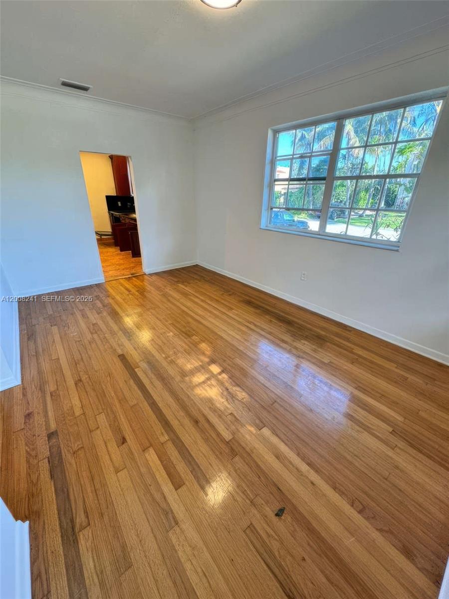 4582 Royal Palm Ave Miami Beach, FL 33140