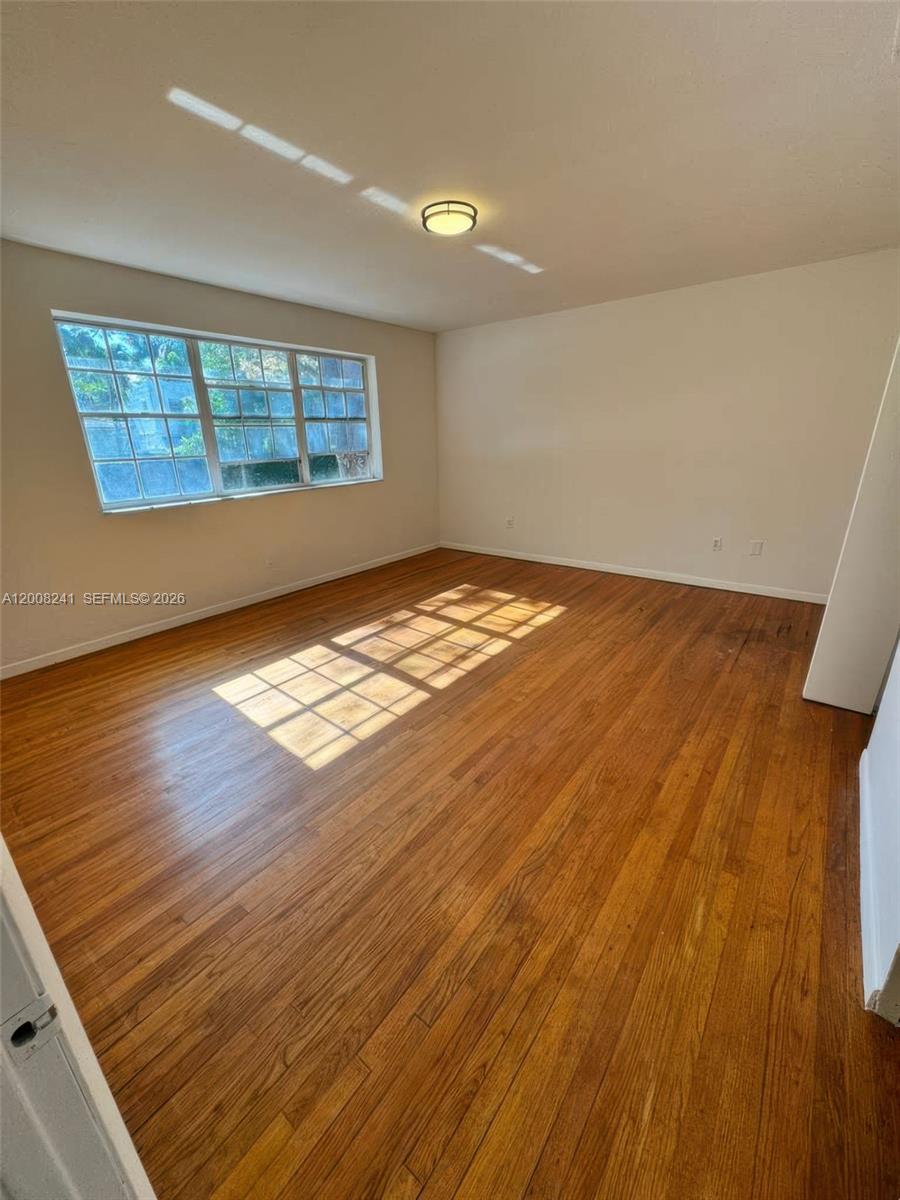 4582 Royal Palm Ave Miami Beach, FL 33140