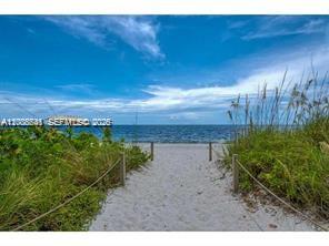 1121 Crandon Blvd #D903 Key Biscayne, FL 33149