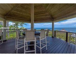 1121 Crandon Blvd #D903 Key Biscayne, FL 33149