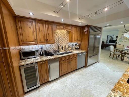 1121 Crandon Blvd #D903 Key Biscayne, FL 33149