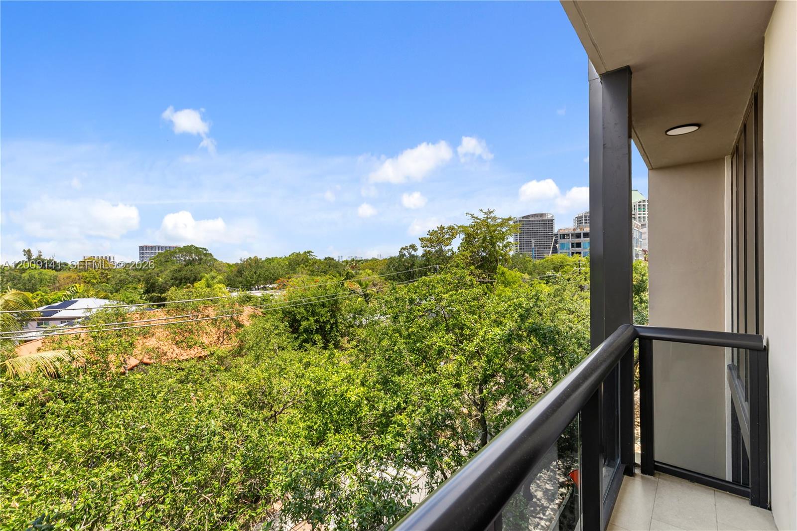 3034 Oak Ave #LPH3 Coconut Grove, FL 33133