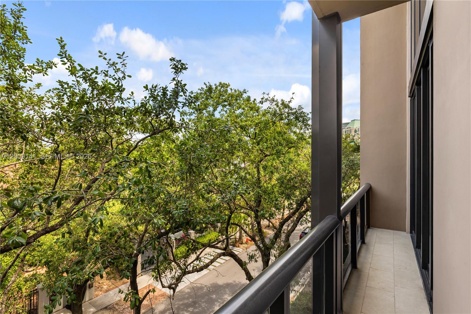 3034 Oak Ave #LPH3 Coconut Grove, FL 33133