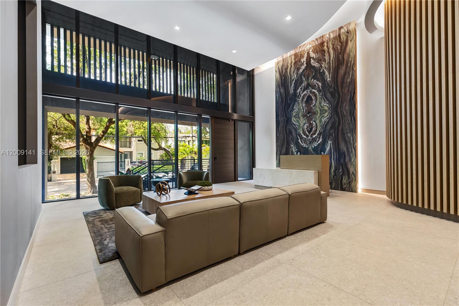 3034 Oak Ave #LPH3 Coconut Grove, FL 33133