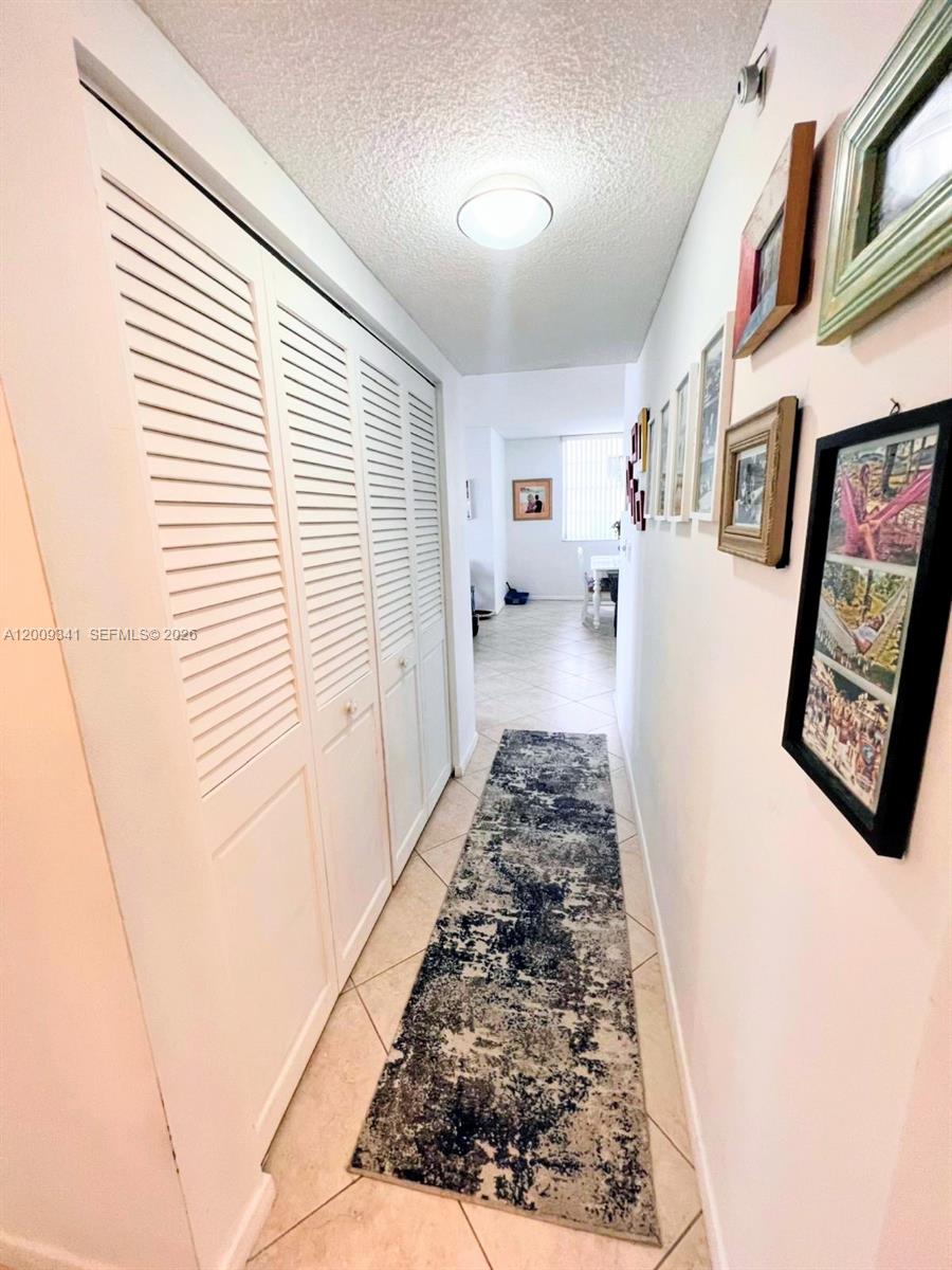 image Arlen House Condo15