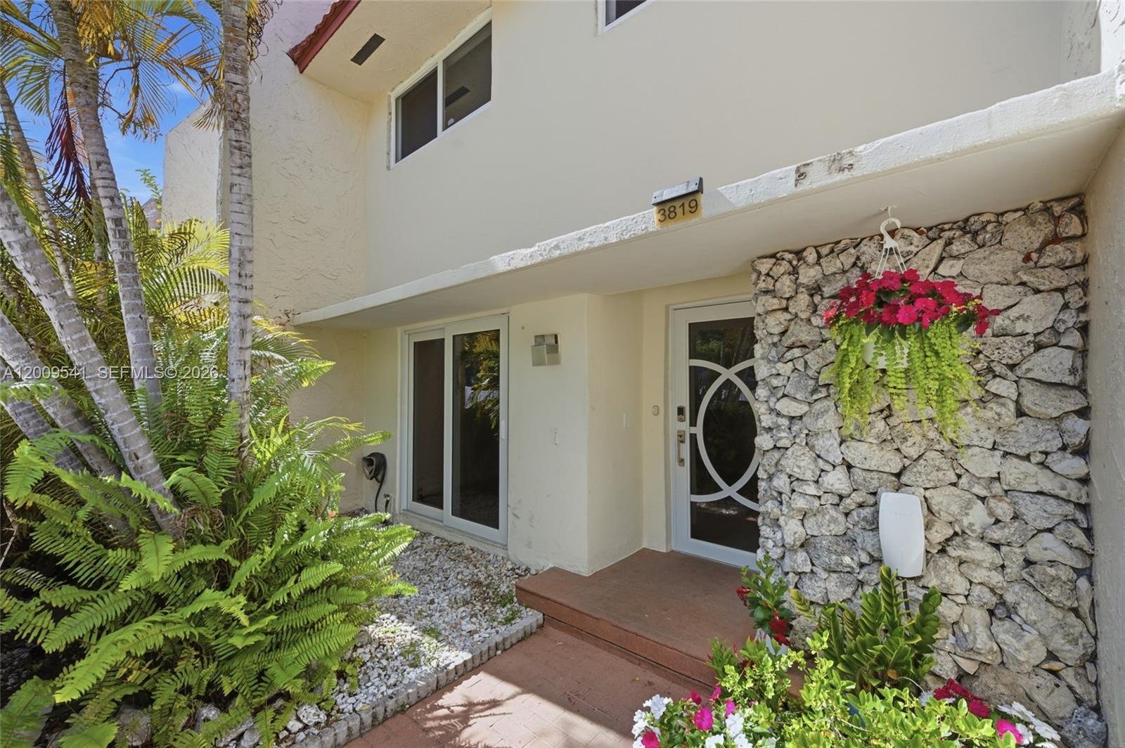 3819 NE 170th St #B-1