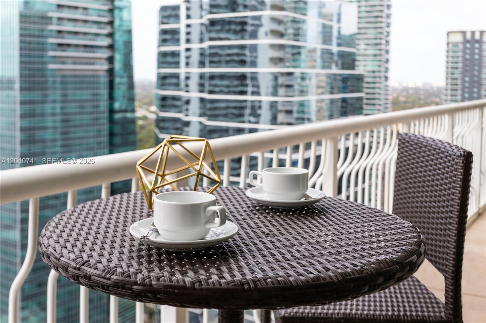 image The Club at Brickell Bay17