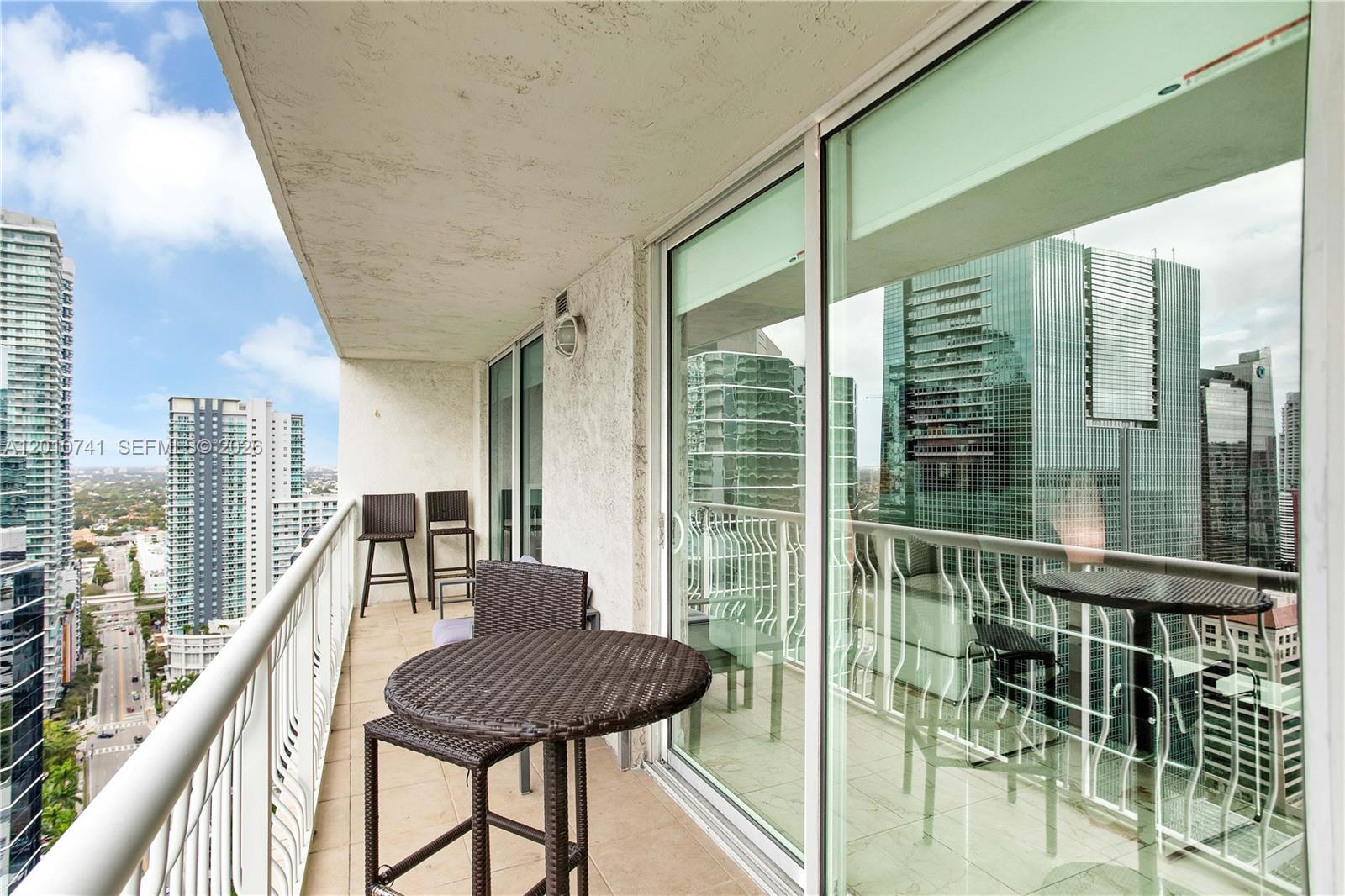 image The Club at Brickell Bay18