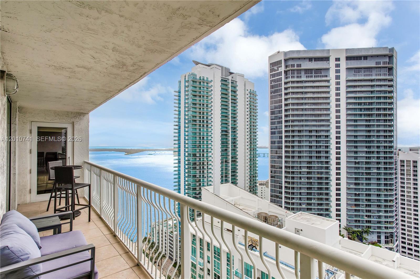 image The Club at Brickell Bay21