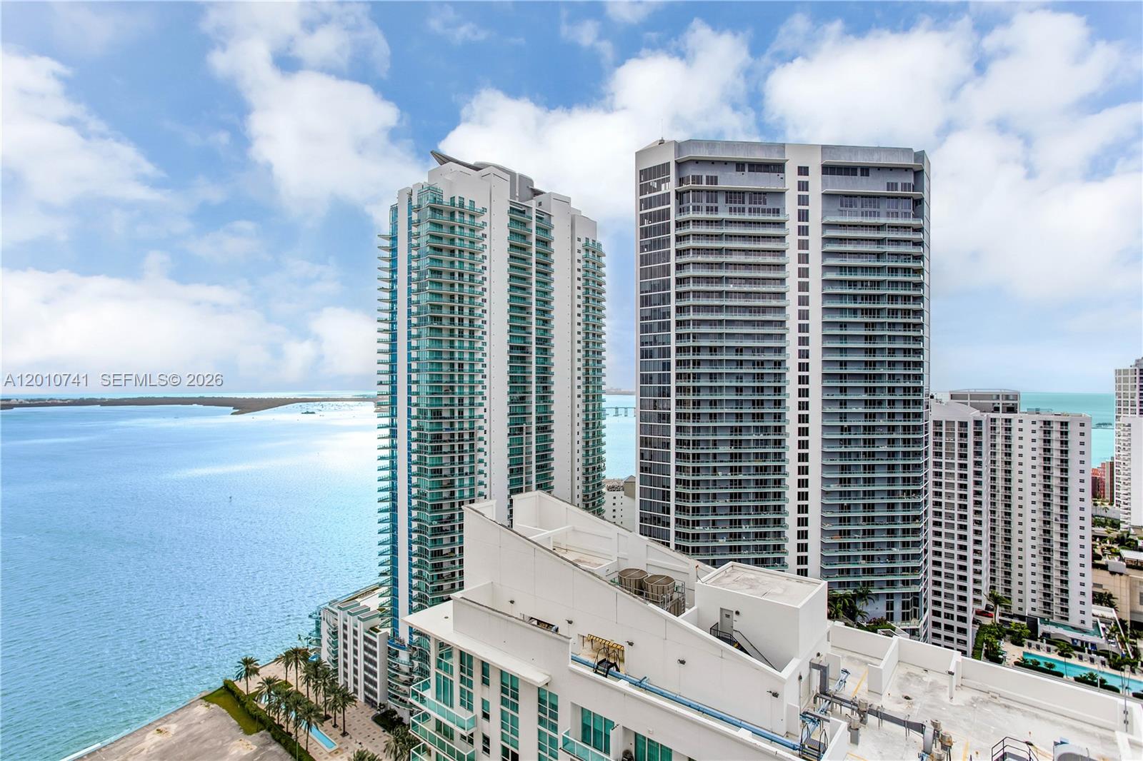 image The Club at Brickell Bay22