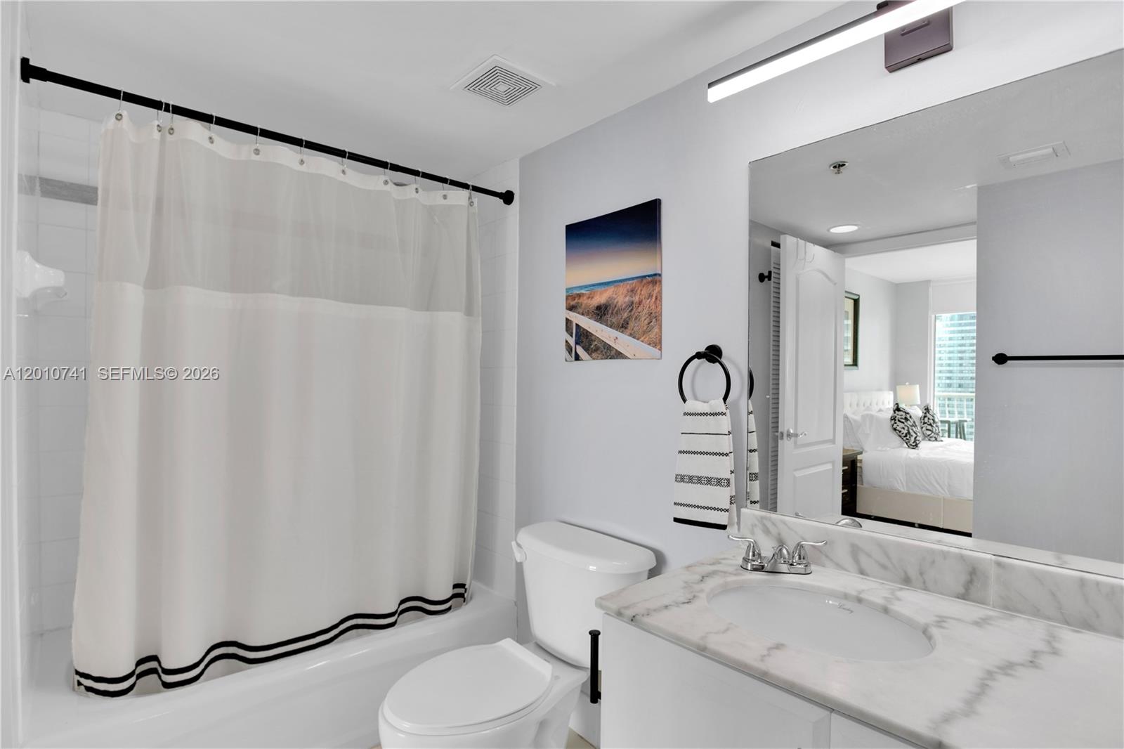 image The Club at Brickell Bay28