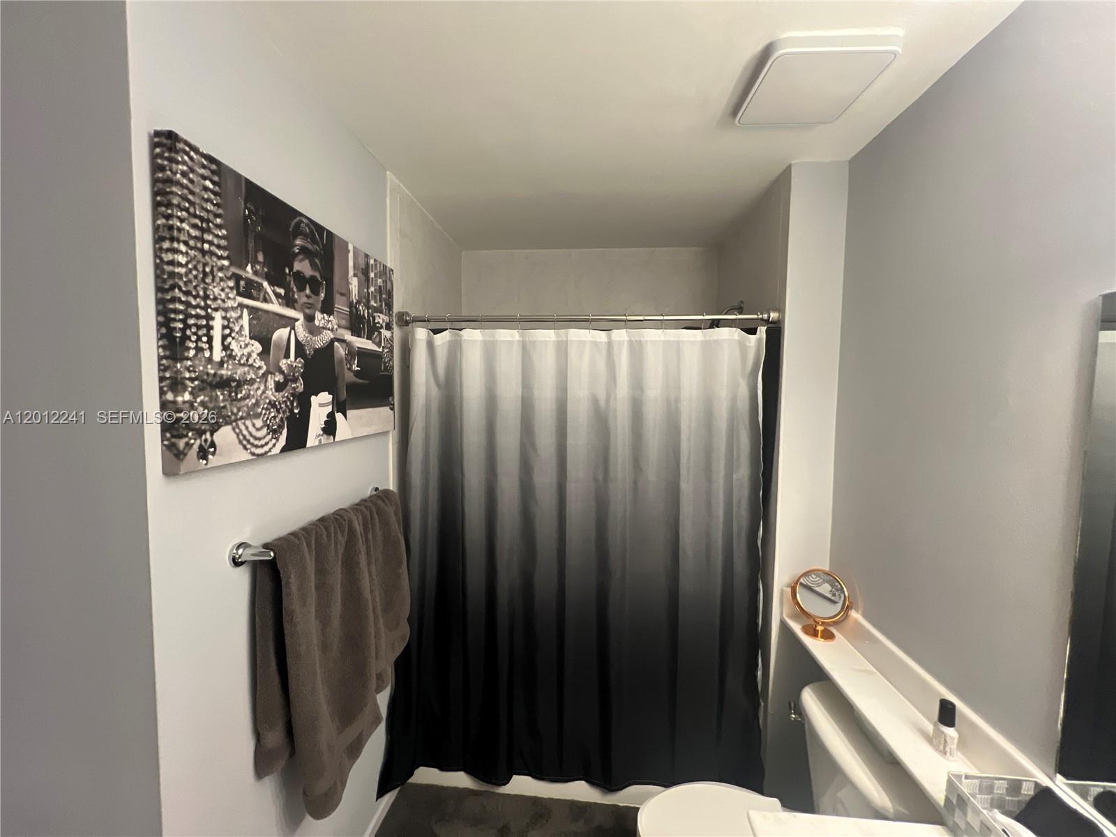 image Loft Downtown I22