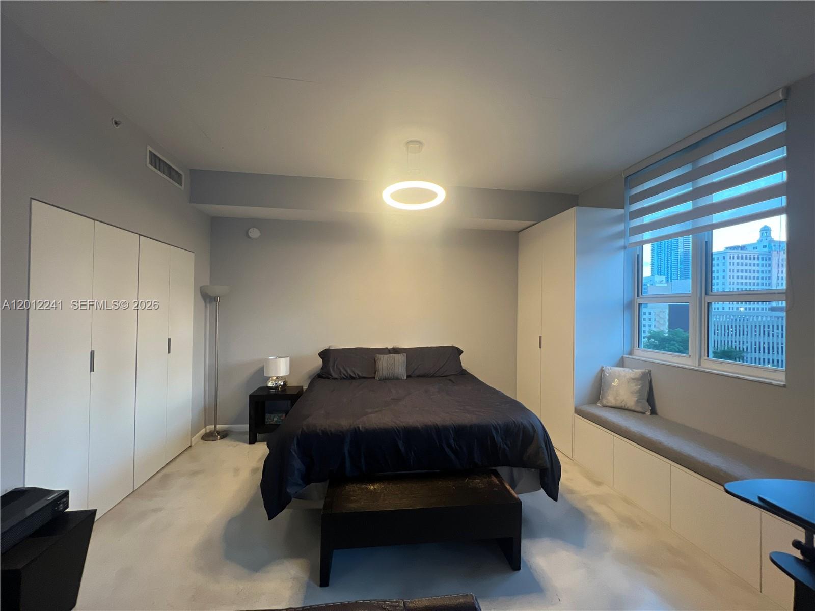 image Loft Downtown I7
