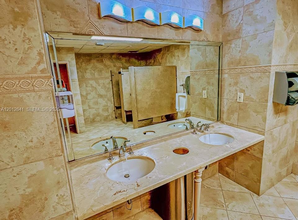 2030 S Ocean Dr #309 Hallandale Beach, FL 33009