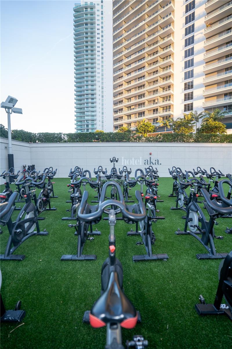 1395 Brickell Ave #3012 Miami, FL 33131