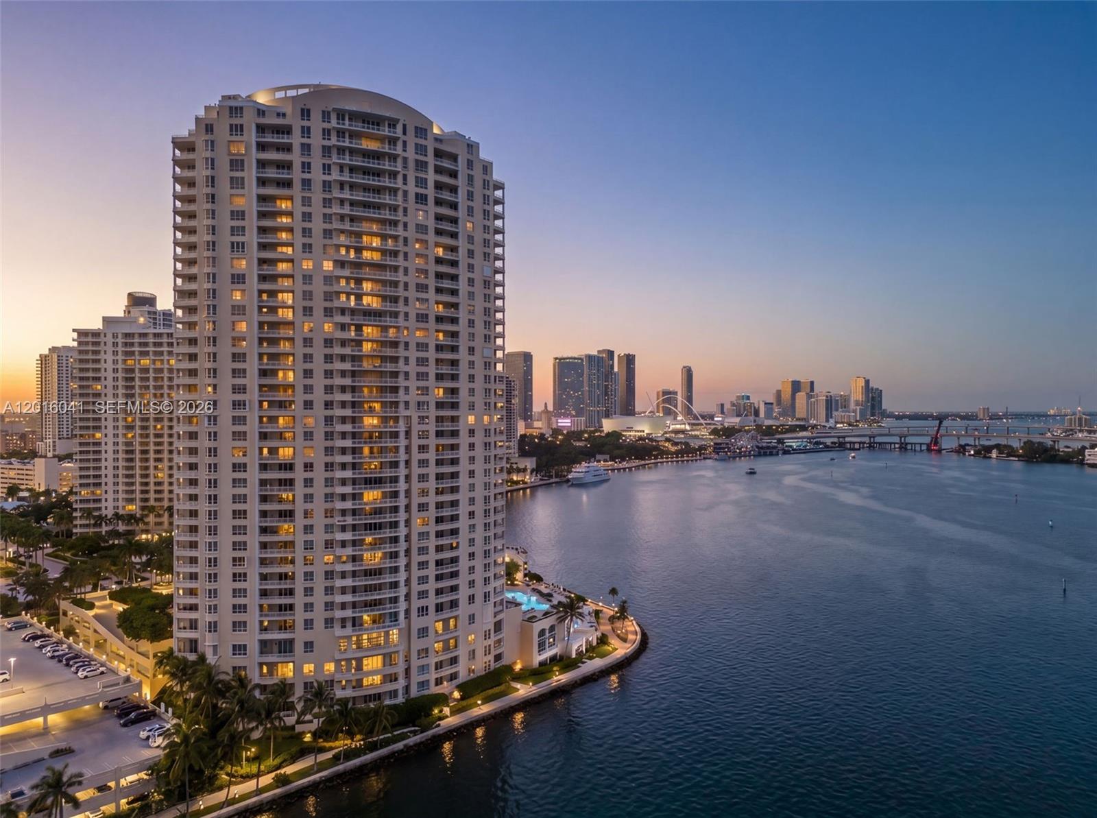 808 Brickell Key Dr #3304