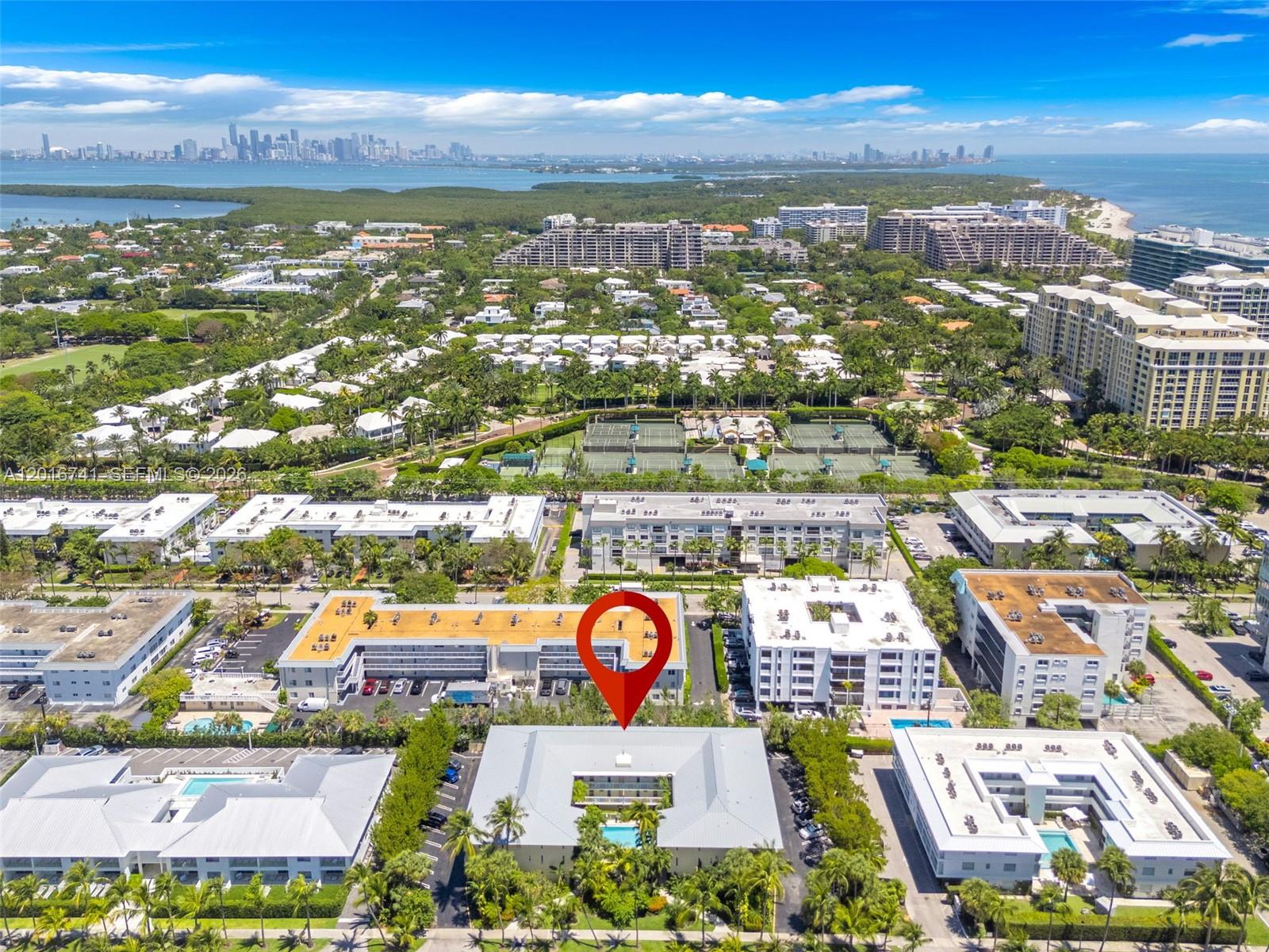 255 Sunrise Dr Key Biscayne, FL 33149