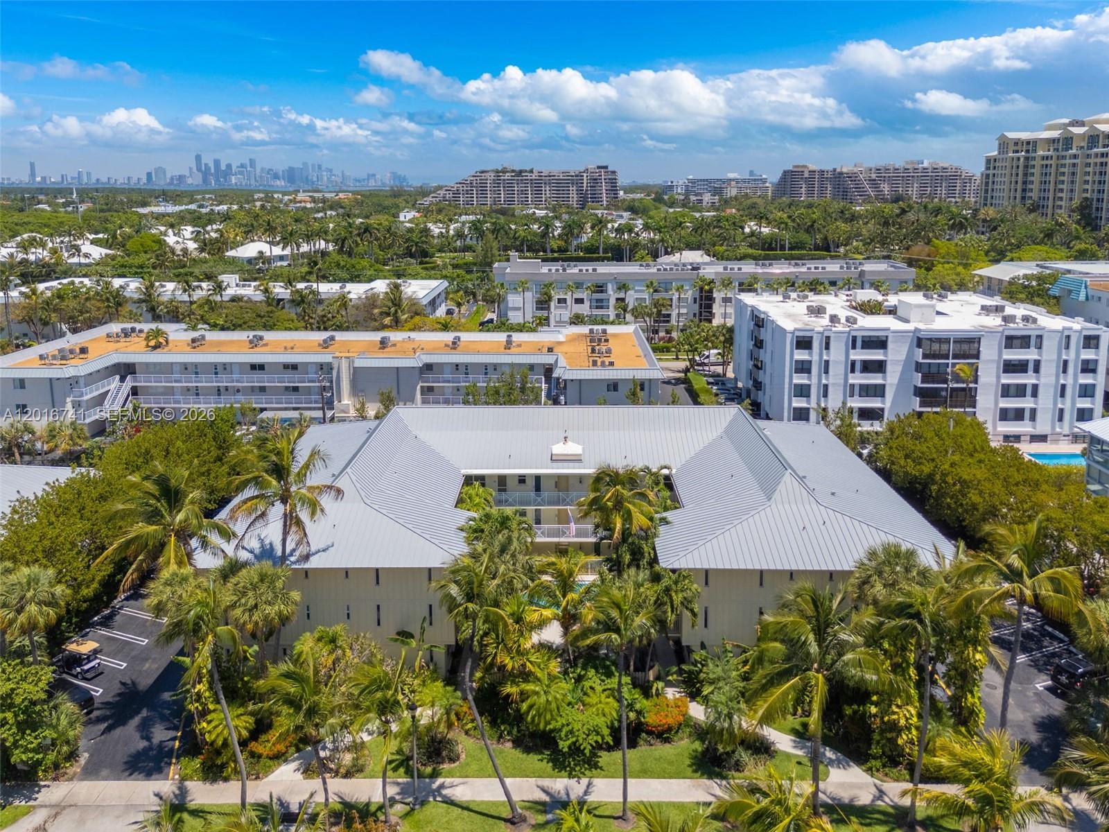 255 Sunrise Dr Key Biscayne, FL 33149
