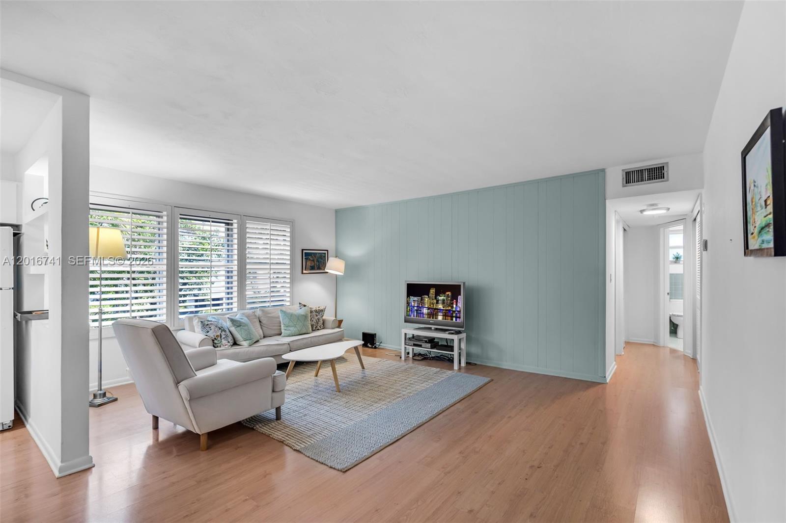 255 Sunrise Dr Key Biscayne, FL 33149