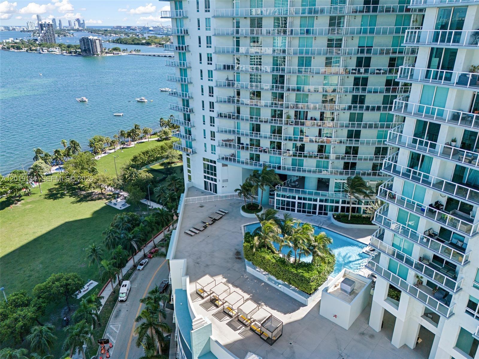 1900 N Bayshore Dr #2204 Miami, FL 33132