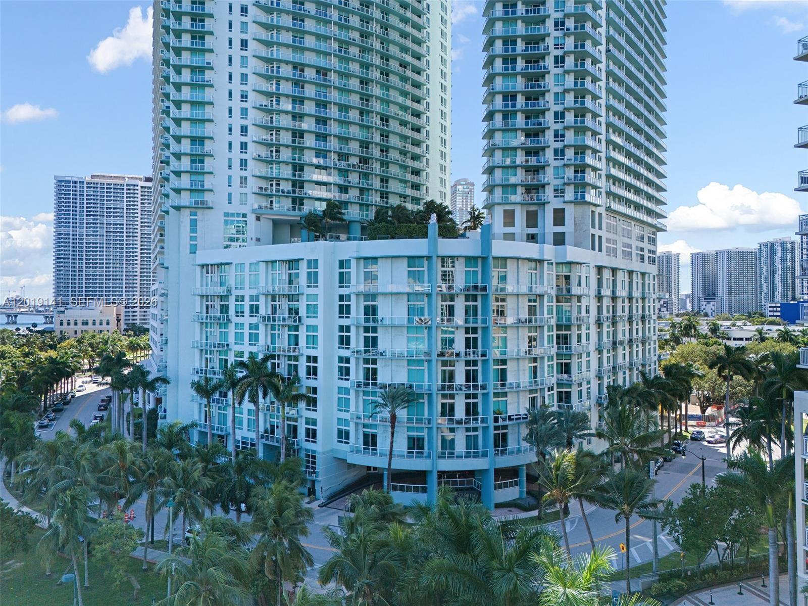 1900 N Bayshore Dr #2204 Miami, FL 33132