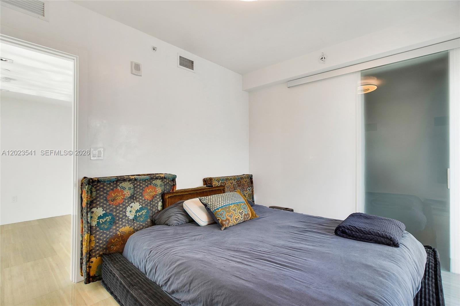 1451 Brickell Ave #1604 Miami, FL 33131