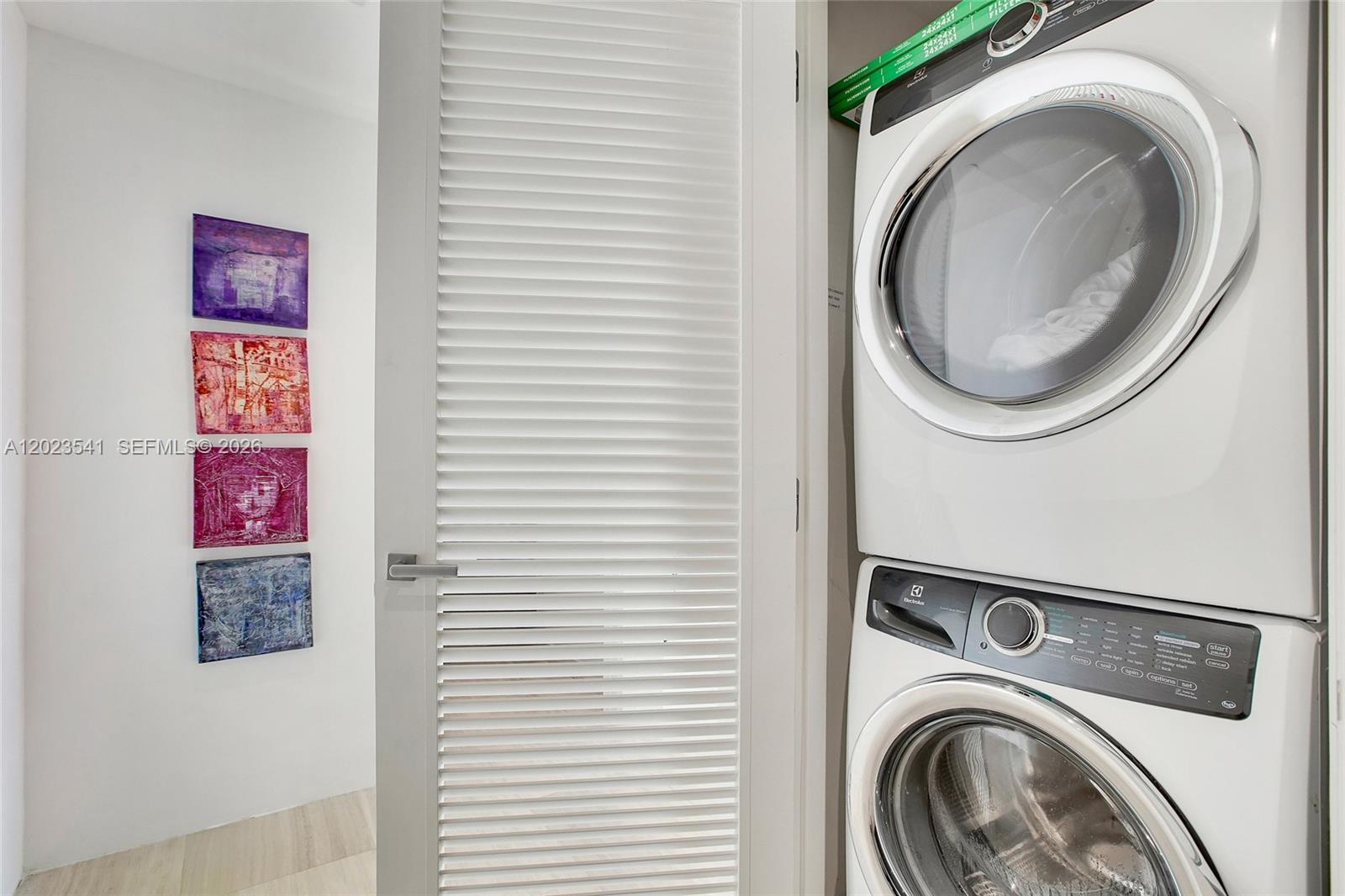 1451 Brickell Ave #1604 Miami, FL 33131